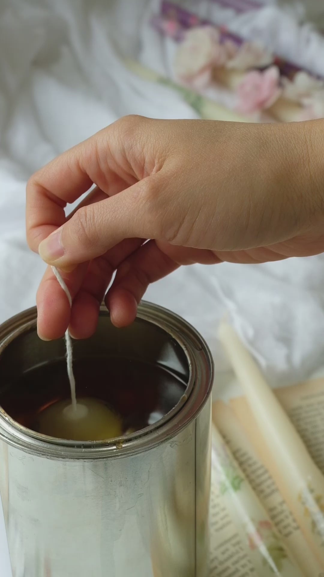 Candle lacquer for a high-gloss finish