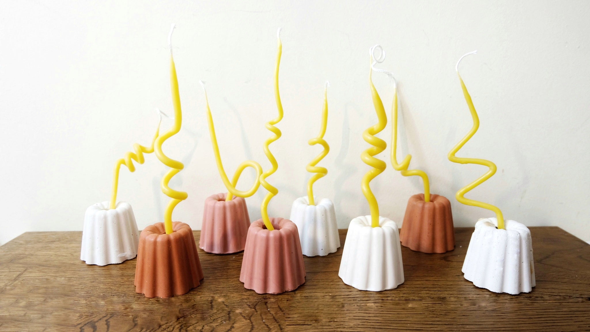 Curly 'Wiggle' birthday beeswax candle